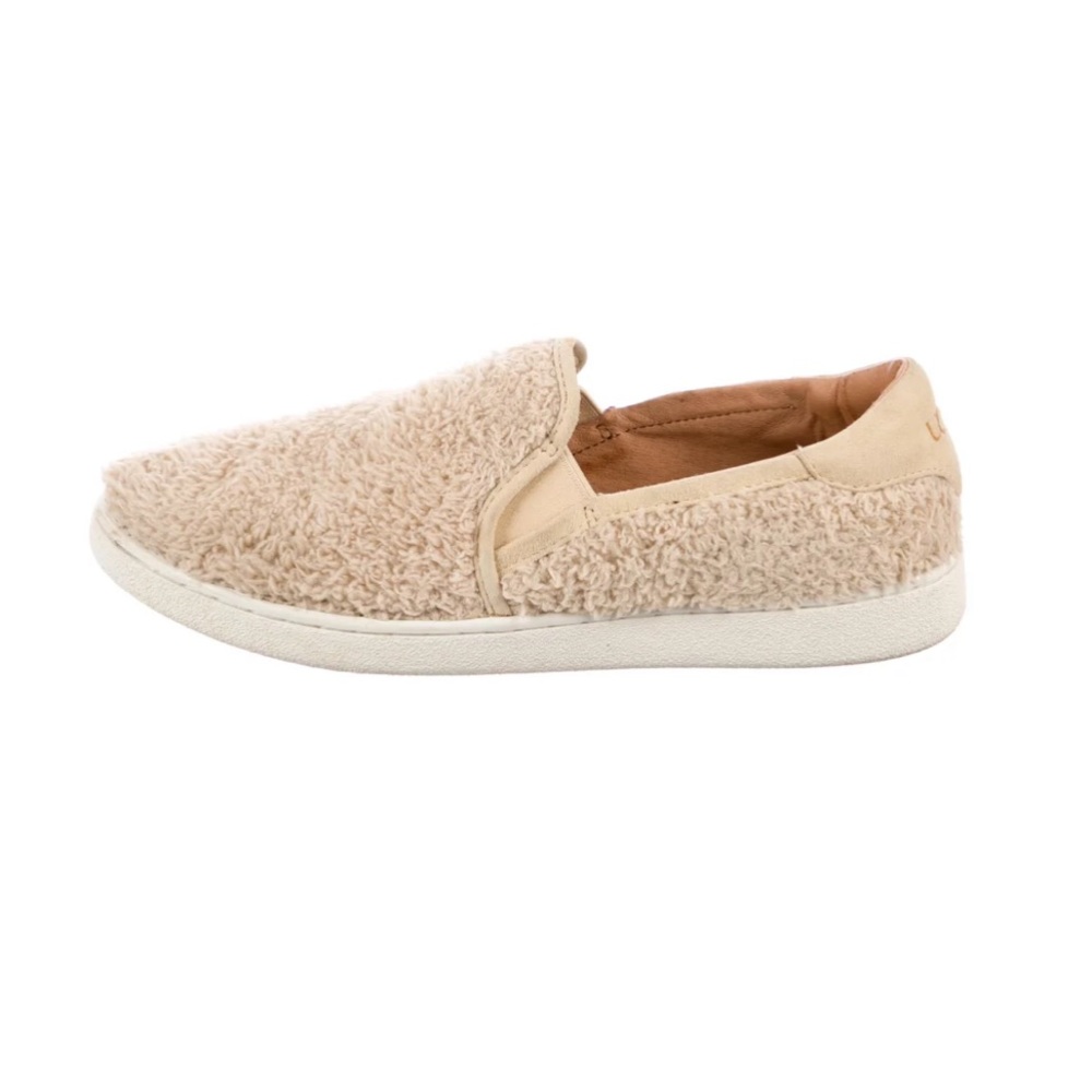 size 7.5 ugg slip ons